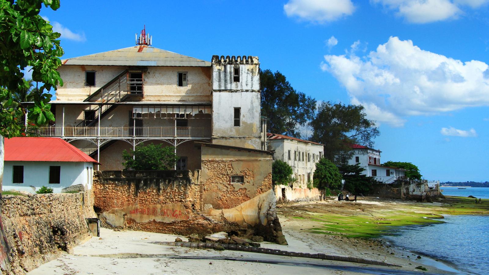 Stone town & Prison island (Full Day, Excl. Lunch)