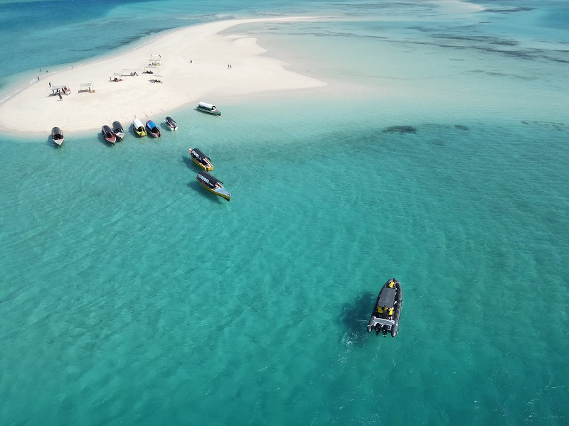 Zanzibar Submarine - Reef & Beach Cruise